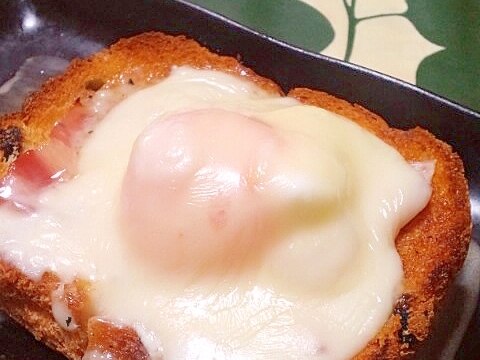 食パンで簡単★なんちゃってエッグベネディクト